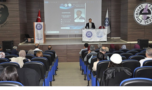 EÜ’ye konuk olan Prof. Dr. İbrahim Maraş, genç ilahiyatçılarla bir araya geldi görseli