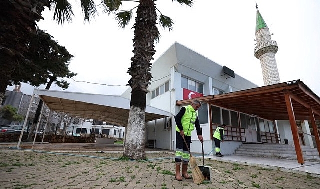 Çeşme Belediyesinden Ramazan öncesi camilerde kapsamlı temizlik görseli