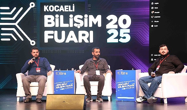 FPV drone ve VR teknolojisi Bilişim Fuarı'nda uçtu görseli