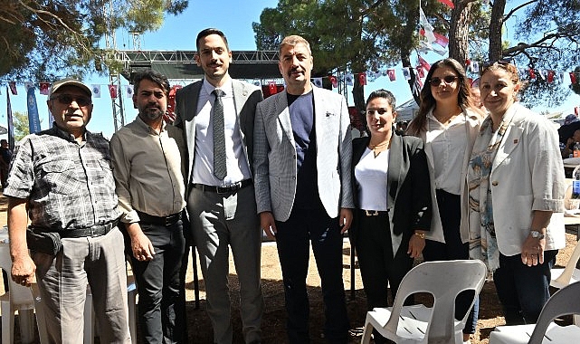 Büyükşehir Kula’da Şenlik Coşkusuna Ortak Oldu görseli