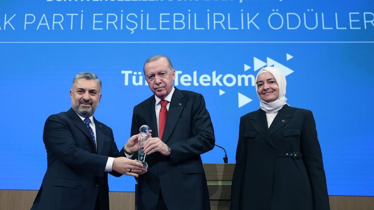 Cumhurbaşkanı Erdoğan'dan Türk Telekom’a erişilebilirlik ödülü görseli