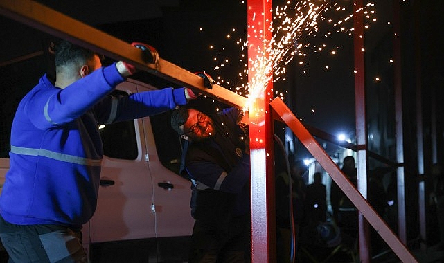 Buca Belediyesi'nden Hazine Arazisinde Kaçak Yapıya Gece Operasyonu görseli