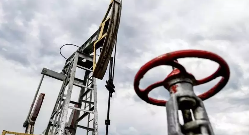 Türkiye'nin Petrol İthalatında Gerileme: Kasım 2025 Raporu görseli