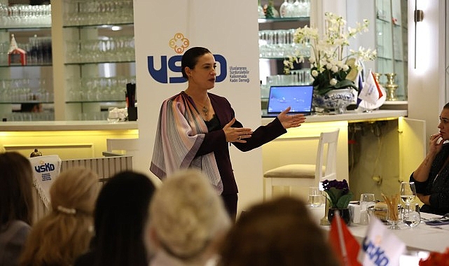 Başkan Sengel: “Efes Tarlası Yaşam Köyü Bir Cumhuriyet Projesidir” görseli