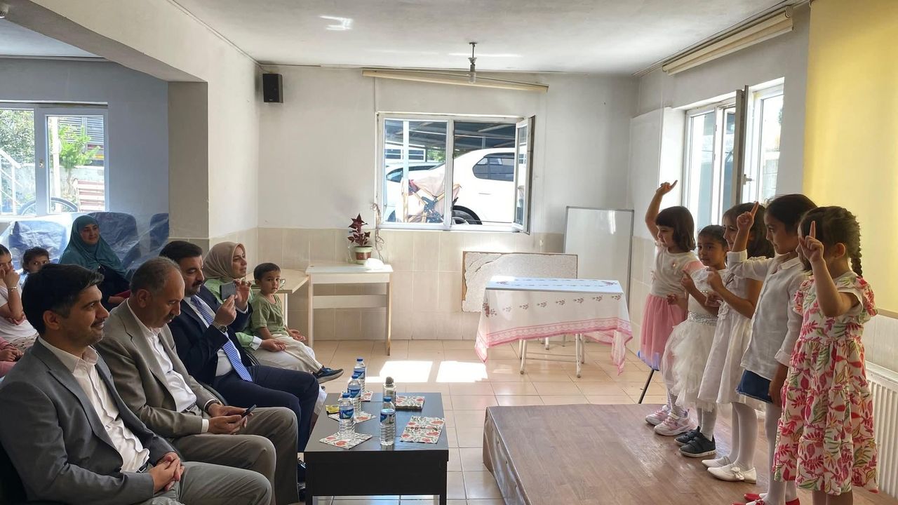 Arpaçay'da Kur’an kursu kapanış programı gerçekleştirildi görseli