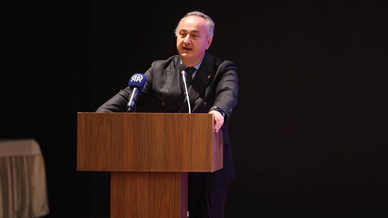 Pehlivanoğlu Rize'de konuştu: En büyük savunma gücümüz nitelikli gençliktir görseli
