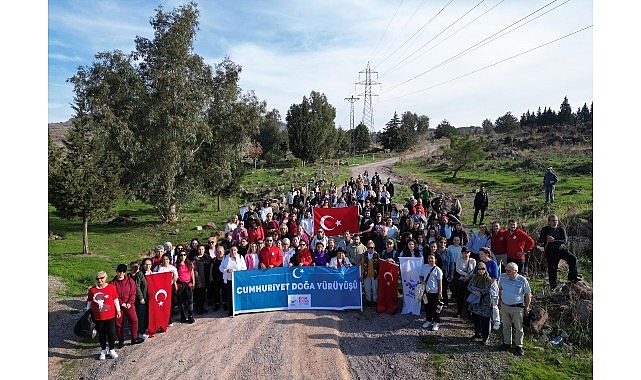 Cumhuriyet Bayramı Etkinlikleri, Çiğli’de Cumhuriyet Doğa Yürüyüşü ile Sona Erdi görseli