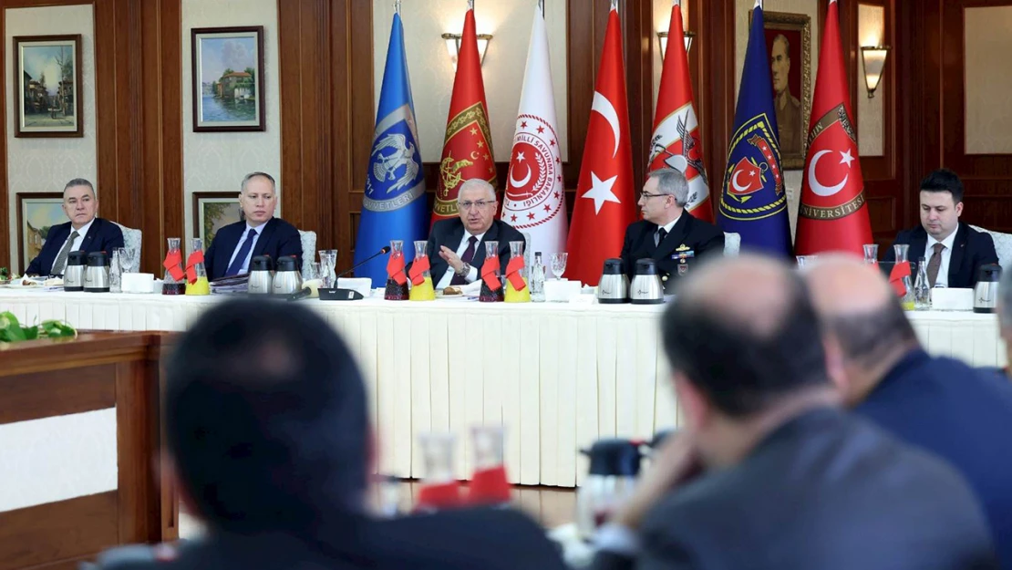 Bakan Güler: "PKK/YPG’nin Tasfiyesi Önceliğimizdir" görseli