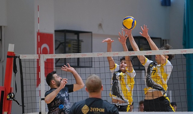 Büyükşehir Belediyespor Voleybol’da Sezona Galibiyetle Başladı görseli