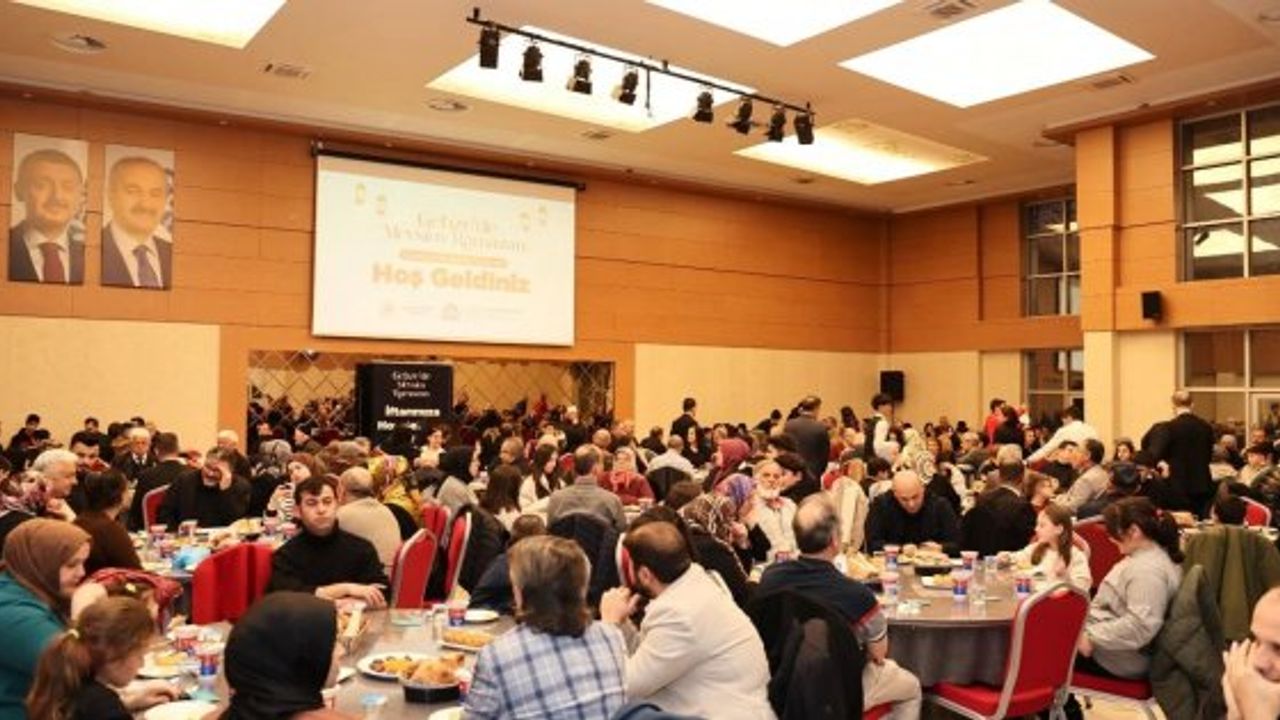 Gebze Belediye Başkanı Büyükgöz şehit aileleri ve gazileri iftarda ağırladı görseli