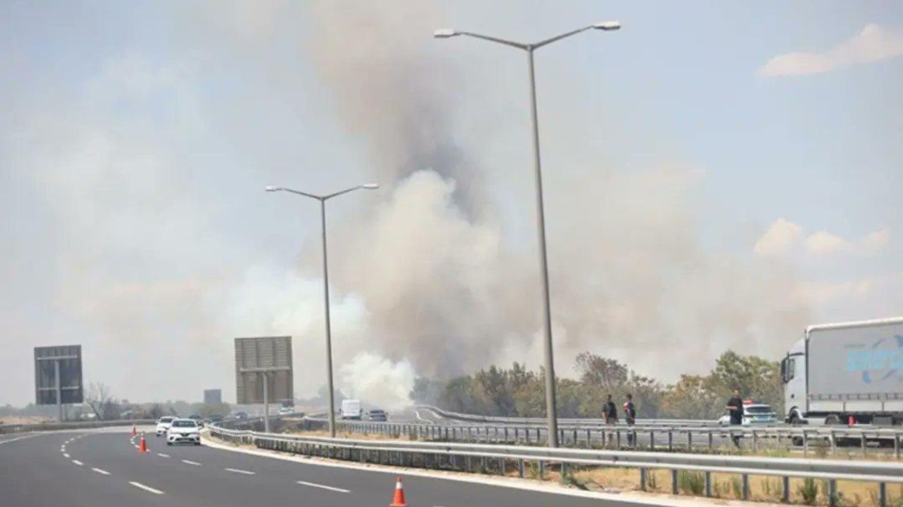 Kırklareli'de yangın: Otoyol kapandı görseli