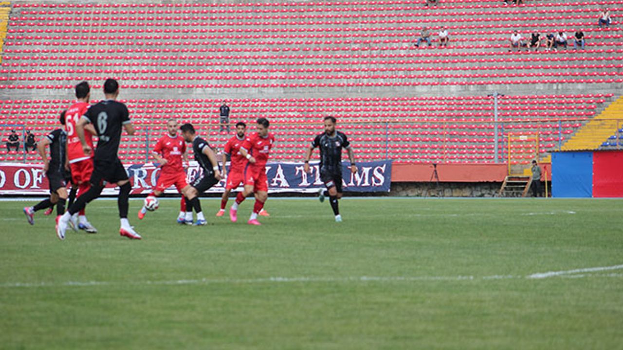 Zonguldakspor-Düzcespor puanları paylaştı görseli