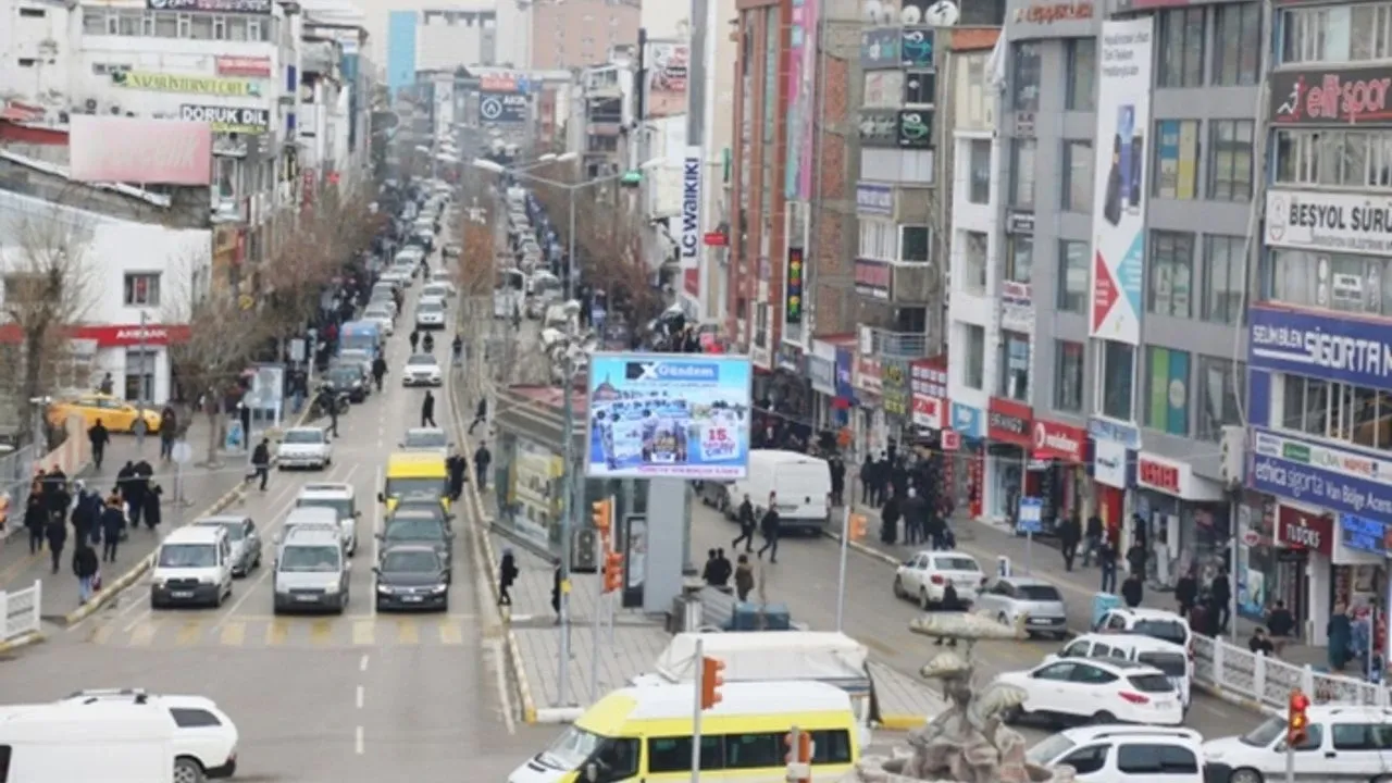 Van’ın trafik çilesi artık çekilmiyor görseli