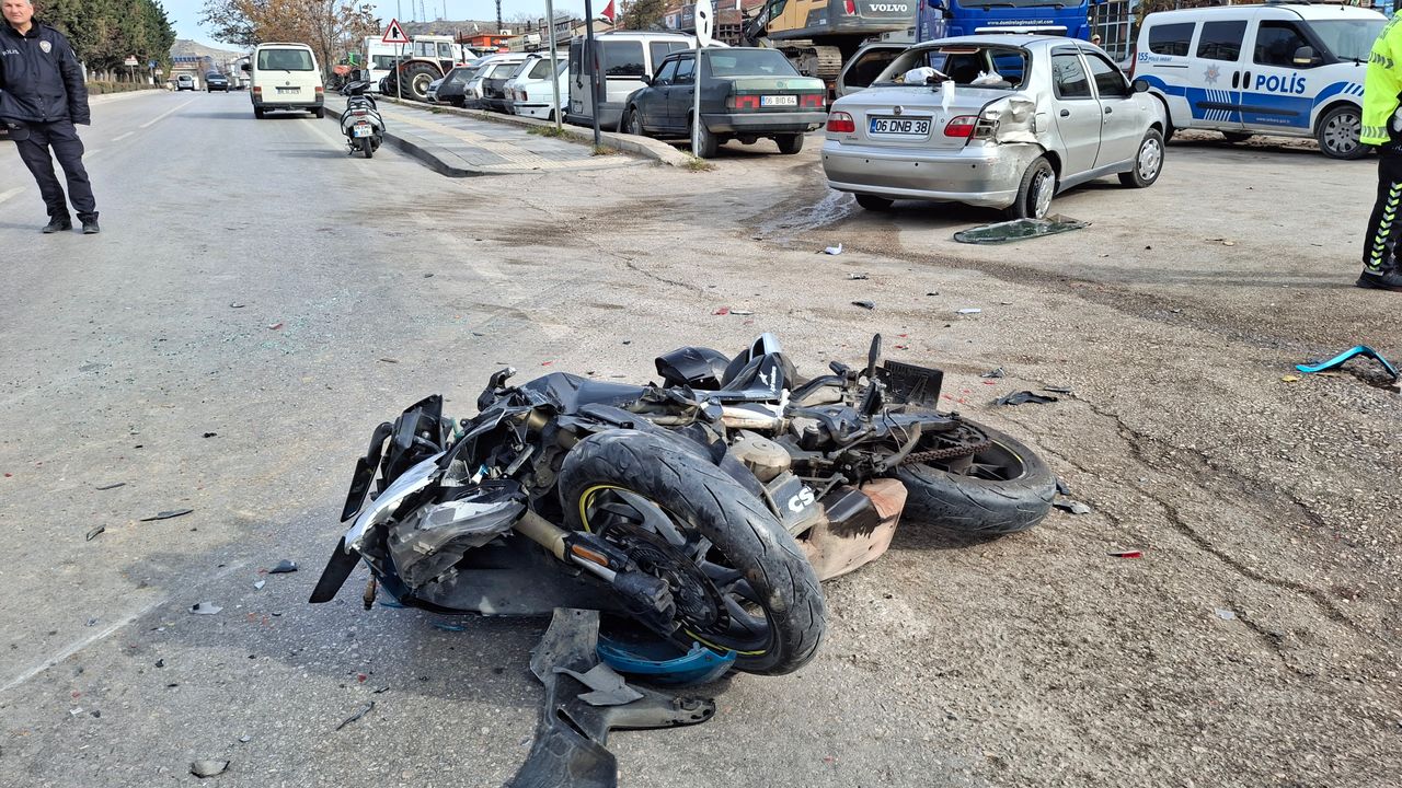 Beypazarı ilçesinde trafik kazası: 1 yaralı görseli