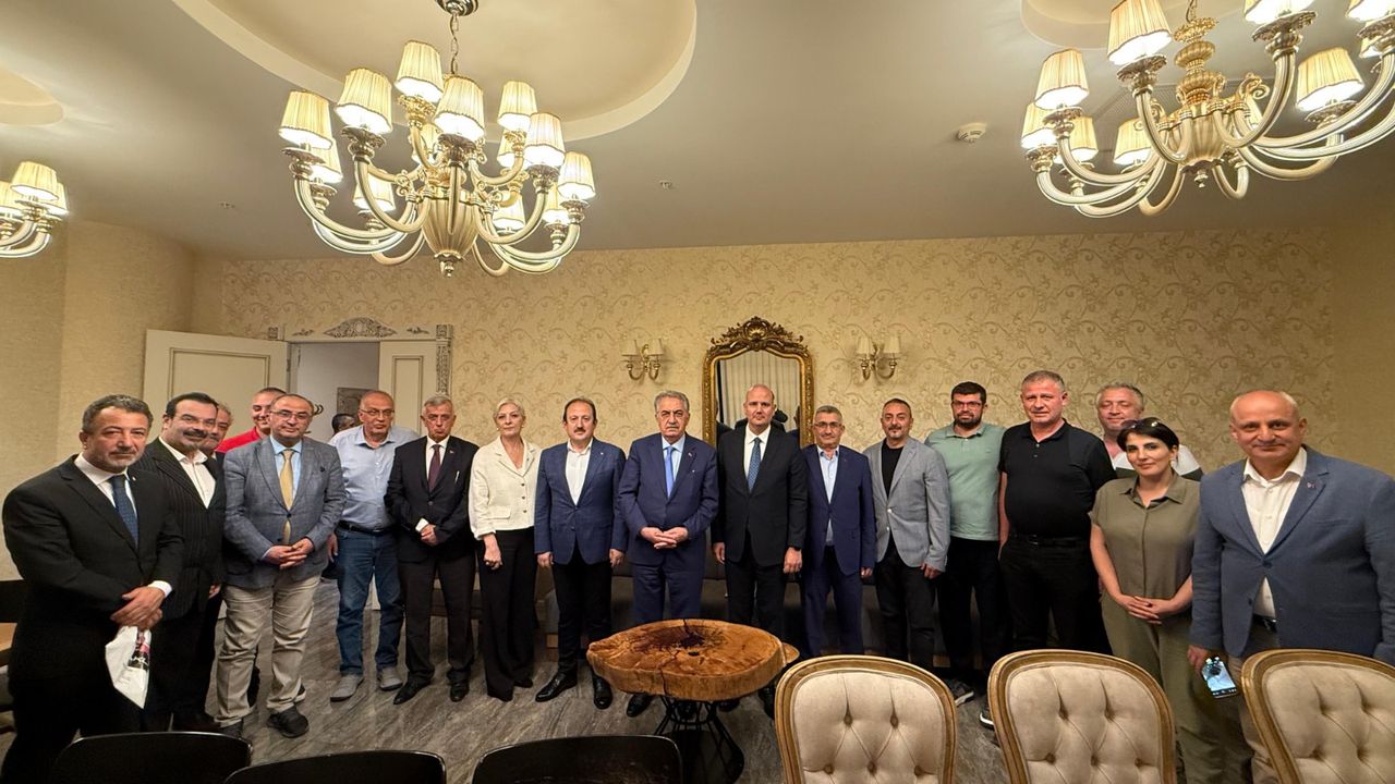 ra’da Hemşinlilerden anlamlı buluşma: Siyaset, sivil toplum ve spor aynı masada görseli