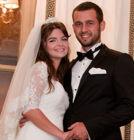 Pelin Karahan ve Bedri Güntay 12 Yıllık Evliliği Noktalıyor görseli