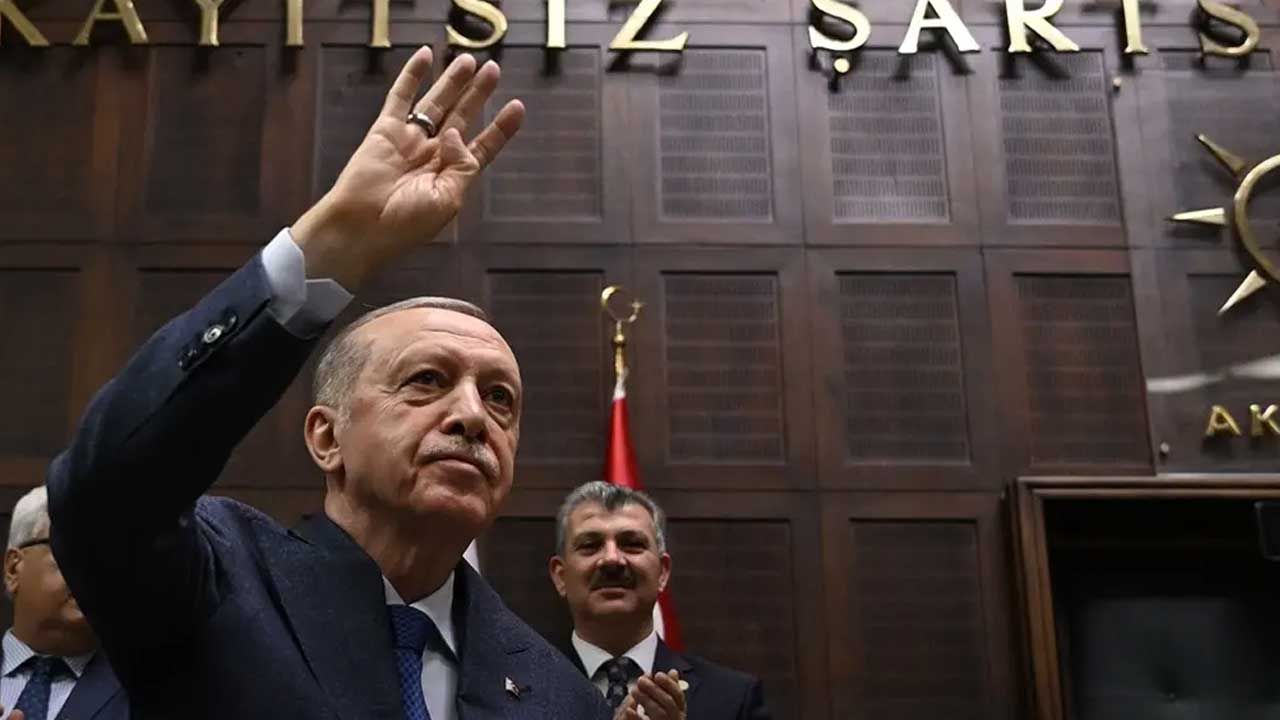 AK Parti, bayramdan sonra Kızılcahamam kampıyla mesaisine başlıyor görseli