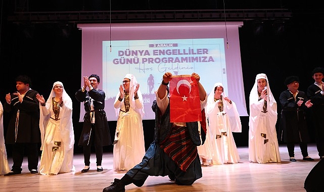 Bayrampaşalı engelliler doyasıya eğlendiler görseli
