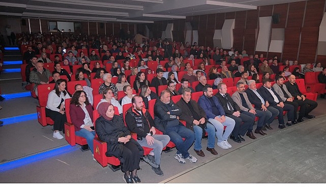 Kadın Sığınağı Gala Gösterimiyle Sahneyle Buluştu görseli