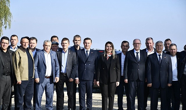 Malkara Belediye Başkanı Nergiz Karaağaçlı Öztürk Muhtarlarla Kahvaltı Programında Bir Araya Geldi görseli