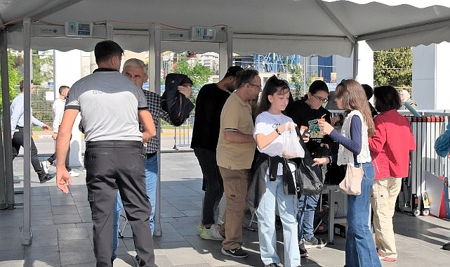 Hasret bitti, Kocaeli Kitap Fuarı misafirlerini ağırlıyor görseli