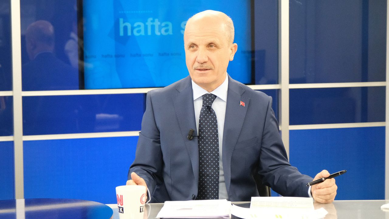 Özvar:"Bir sene içerisinde 3 sömestir ile lisans eğitimi 3 yılda tamamlanabilecek" görseli