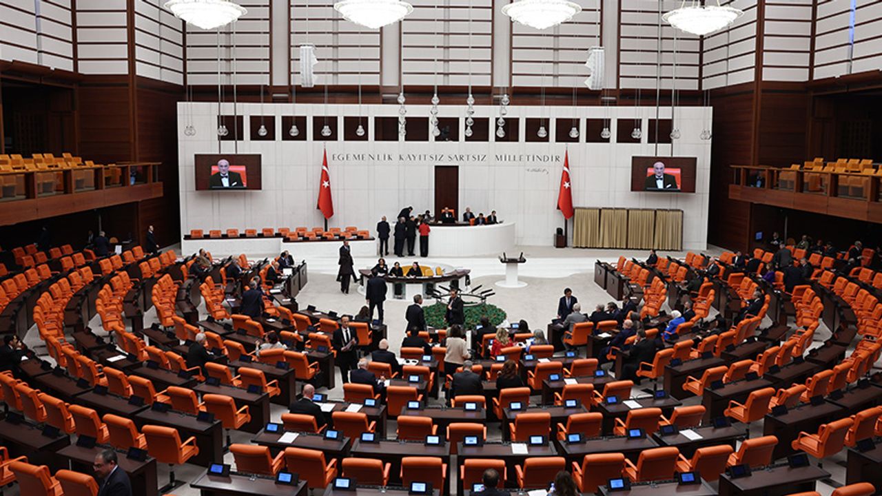 RTÜK'e Üye Seçimi Yapıldı görseli
