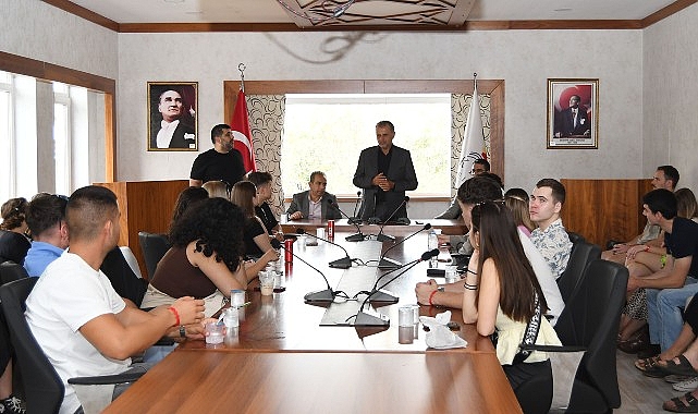 Erasmus öğrencilerinden Başkan Vekili Bilici’ye ziyaret görseli