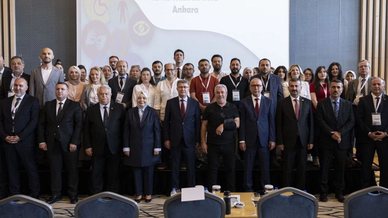 Türkçe sınavlarında kapsayıcılık için dev adım görseli