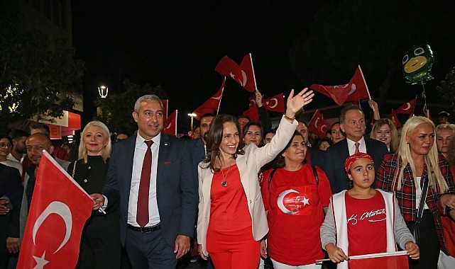 Karşıyaka 29 Ekim’de gelincik tarlasına dönüşecek! görseli