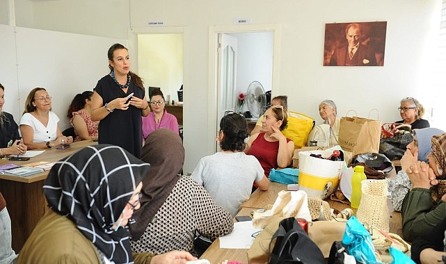 Karşıyaka’da ‘Kadın Gücü’ mahalle mahalle yayılıyor görseli