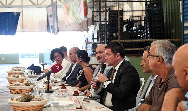 Başkan Erkan Aydın, Dikkaldırım’da vatandaşla buluştu görseli