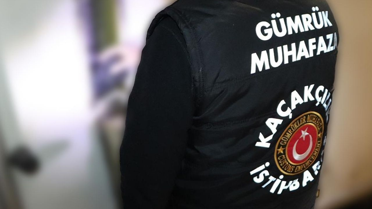Sınır kapılarında dev operasyon: 1,3 ton uyuşturucu ele geçirildi görseli