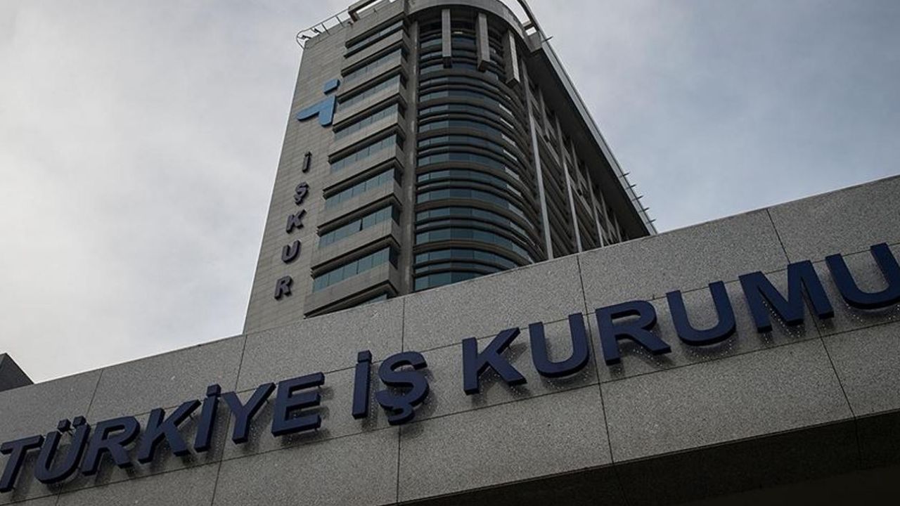 İŞKUR’dan üniversitelilere destek: Gençlik Programı başvuruları başladı görseli