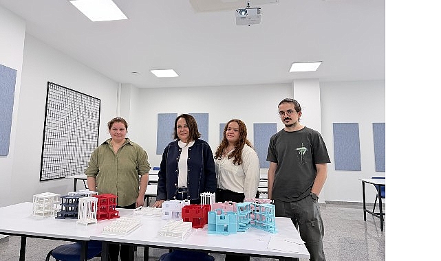 Öğrenciler Yapıyı 3D Kitlerle Öğreniyorlar görseli