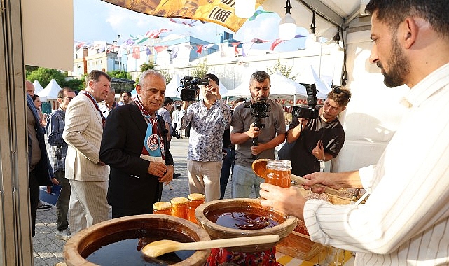 Küçükçekmece’de Trabzon Rüzgârı Başladı görseli