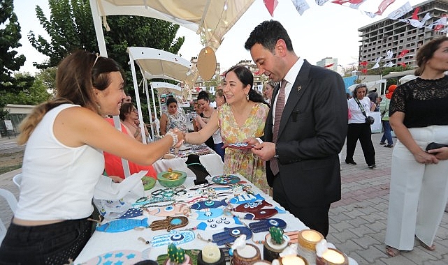 Bayraklı’nın üreten kadınlarına özel sergi görseli