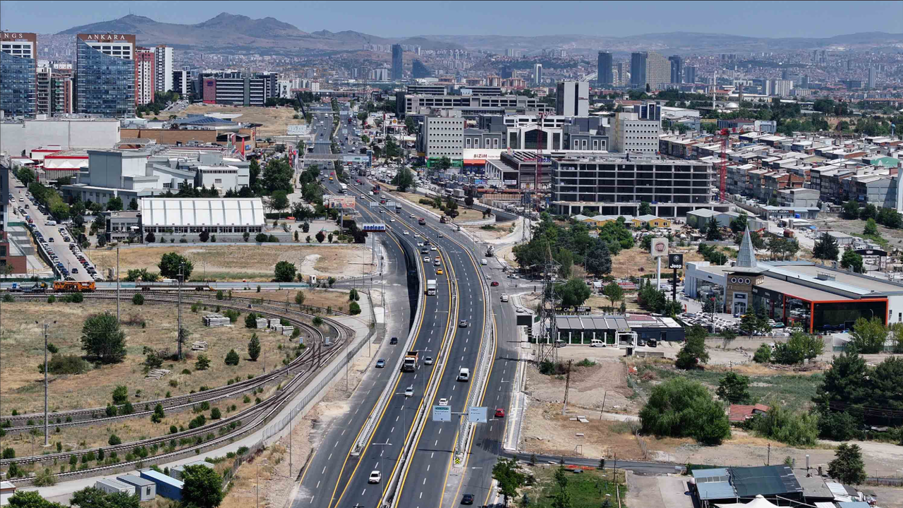 ABB, trafiğe nefes aldıracak dev yatırım projelerini tamamladı görseli