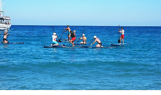 Sup Cup şöleni Kemer’de başladı görseli