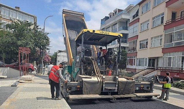 Maltepe’de asfalt çalışmaları sürüyor görseli