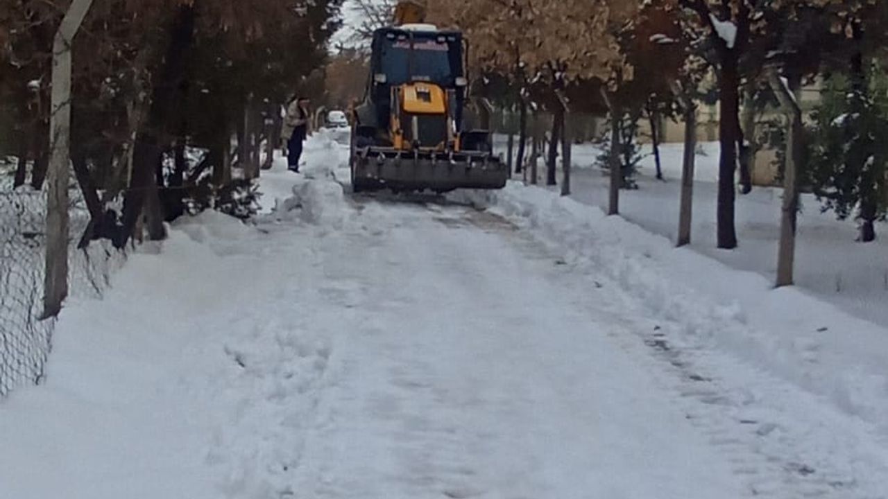 Doğu Anadolu’da kar engeli görseli