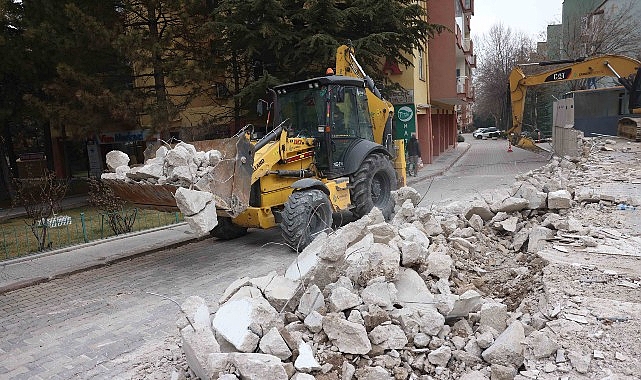 Çankaya Belediyesi’nden İmar Planına Aykırı Yapılara Müdahale görseli