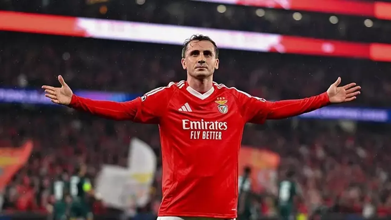 Kerem Aktürkoğlu, Fenerbahçe’yi seçti: Transfer tamamlandı görseli