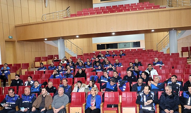 Büyükşehir Zabıtasına “Tüketici Kanunu” anlatıldı görseli