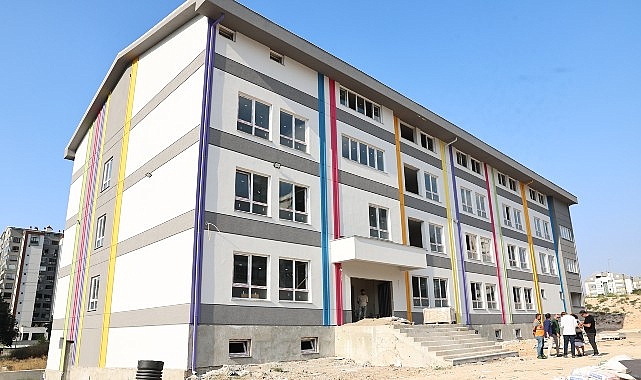 23 Nisan Mahallesi’ndeki okul inşaatında sona gelindi görseli