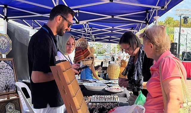 Sanatkâr ve Zanaatkârlar Gölcük’te Bir Araya Geldi görseli