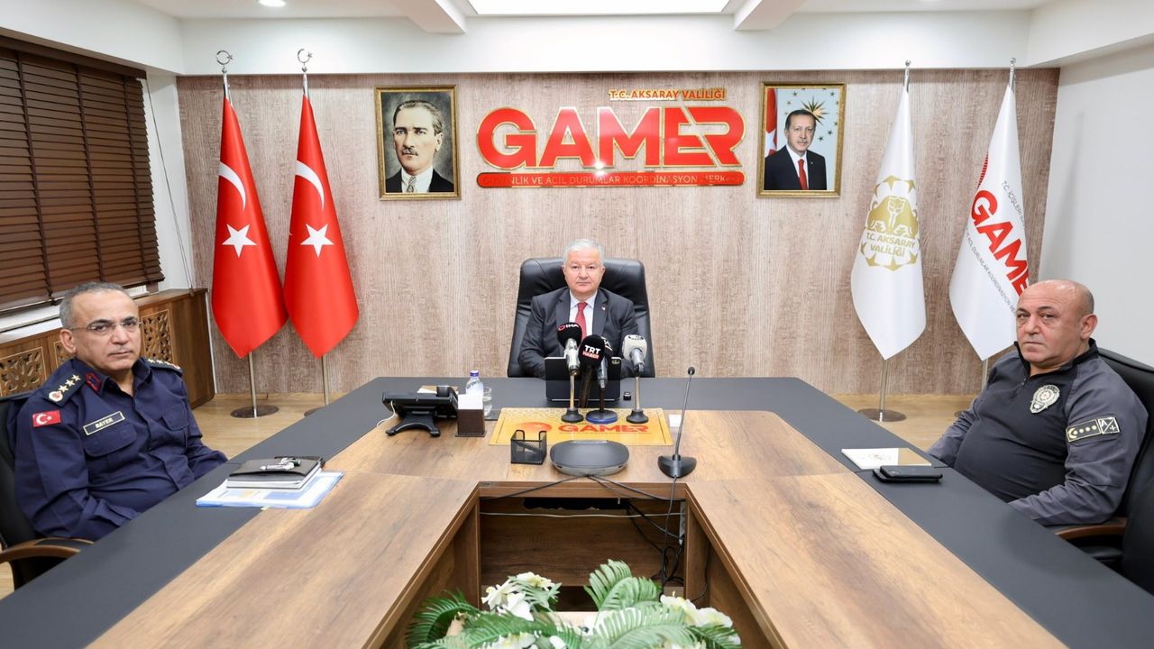 Aksaray Valisi Murat Duru, aylık asayiş değerlendirmesini yaptı görseli