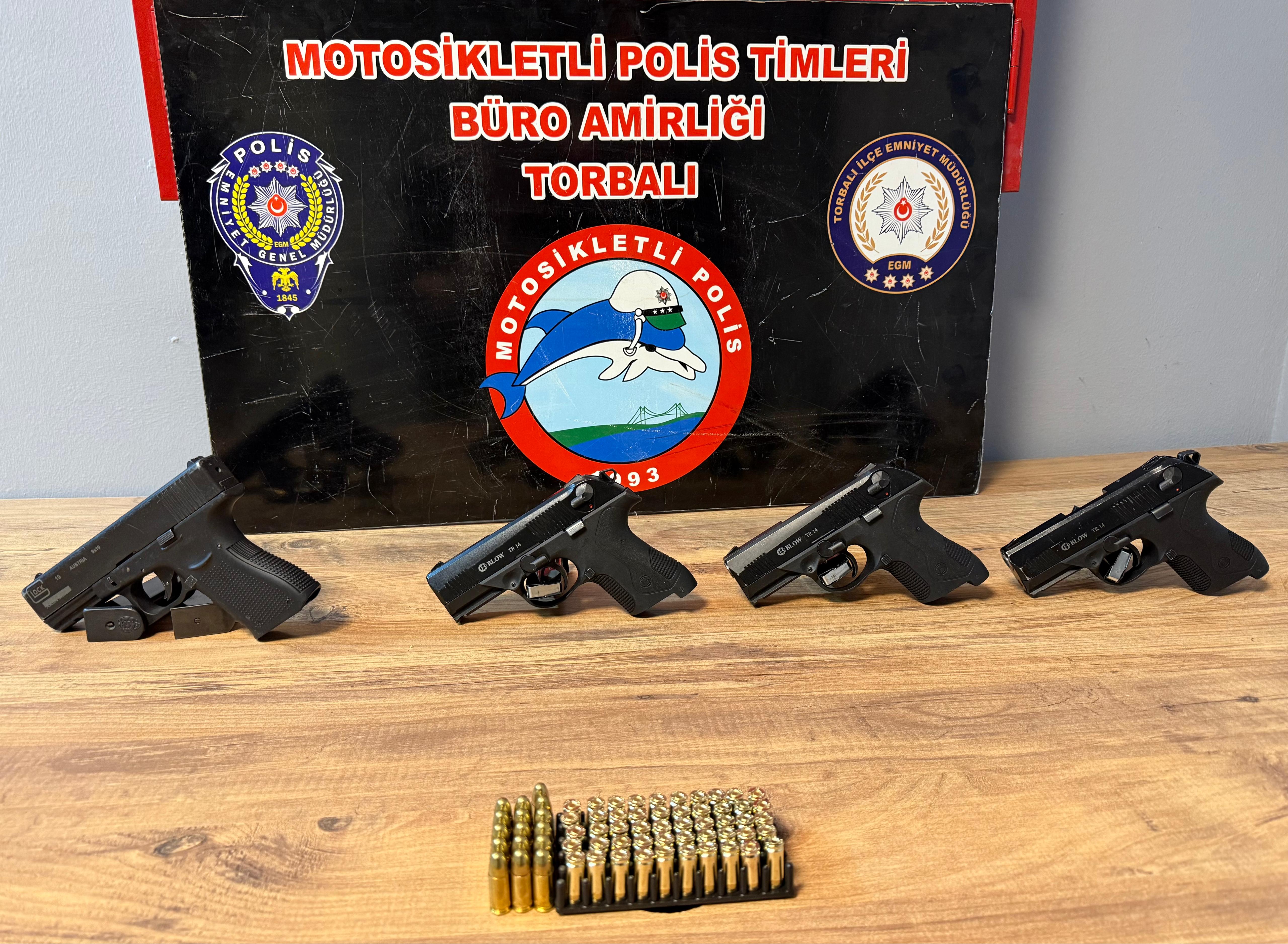 Torbalı'da Büyük Kovalamaca: Silah Kaçakçısı Yakalandı! görseli