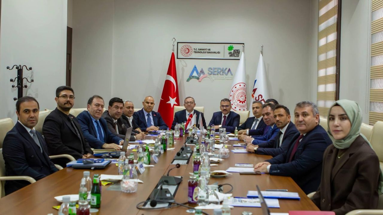 SERKA 100. Yönetim Kurulu Toplantısı Kars’ta yapıldı: Bölgesel Kalkınma Projeleri masaya yatırıldı görseli