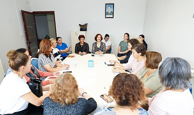 Narlıdere’de Kadınlar Haklarını Öğreniyor görseli
